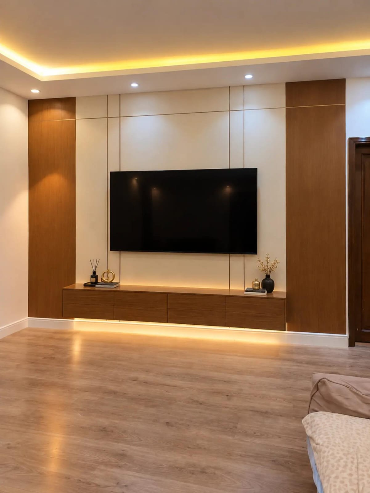 نماذج ديكورات حديثة بالرياض مع خيارات الدهان والخشب والجبس