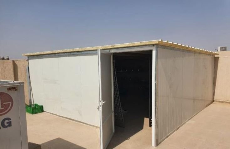 ألواح ساندوتش بنل في الرياض: التركيب والتشطيب