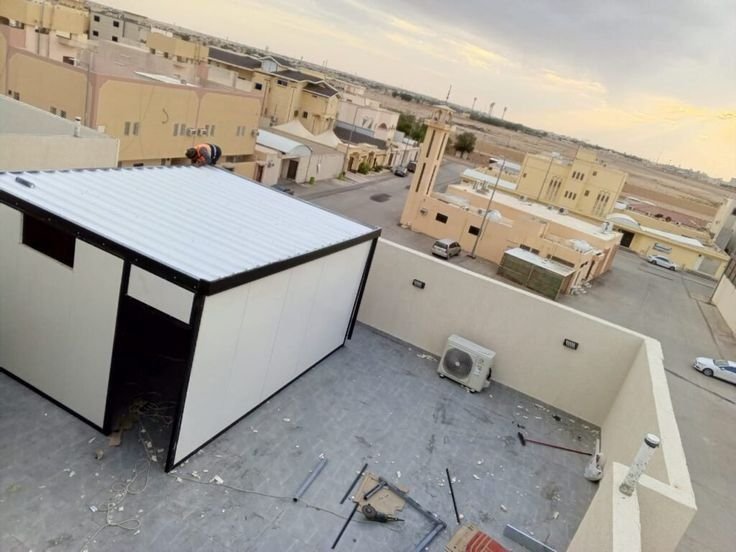 ألواح ساندوتش بنل في الرياض: تناسق المواد