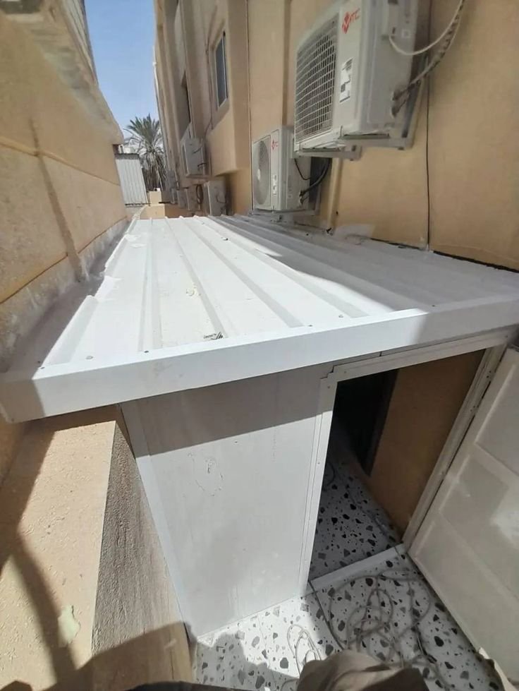 ألواح ساندوتش بنل في الرياض: توزيع العناصر